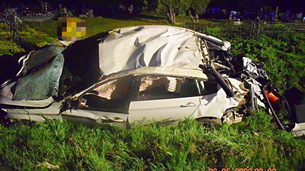 Dvacetiletý řidič na Slovensku smetl autem dvě děti